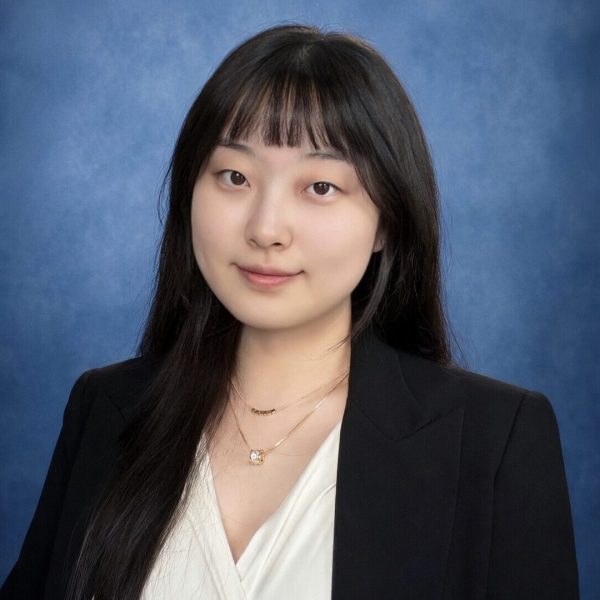 Charlotte Li Headshot